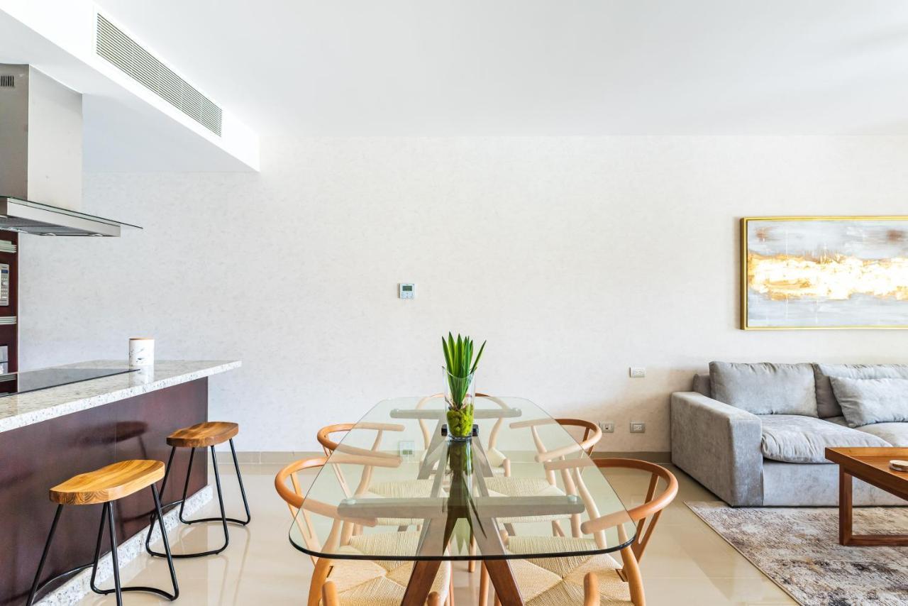 Casa Aruba 403n Apts *