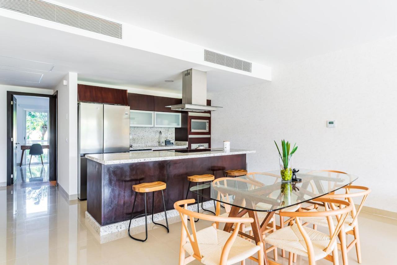 Casa Aruba 403n Apts *