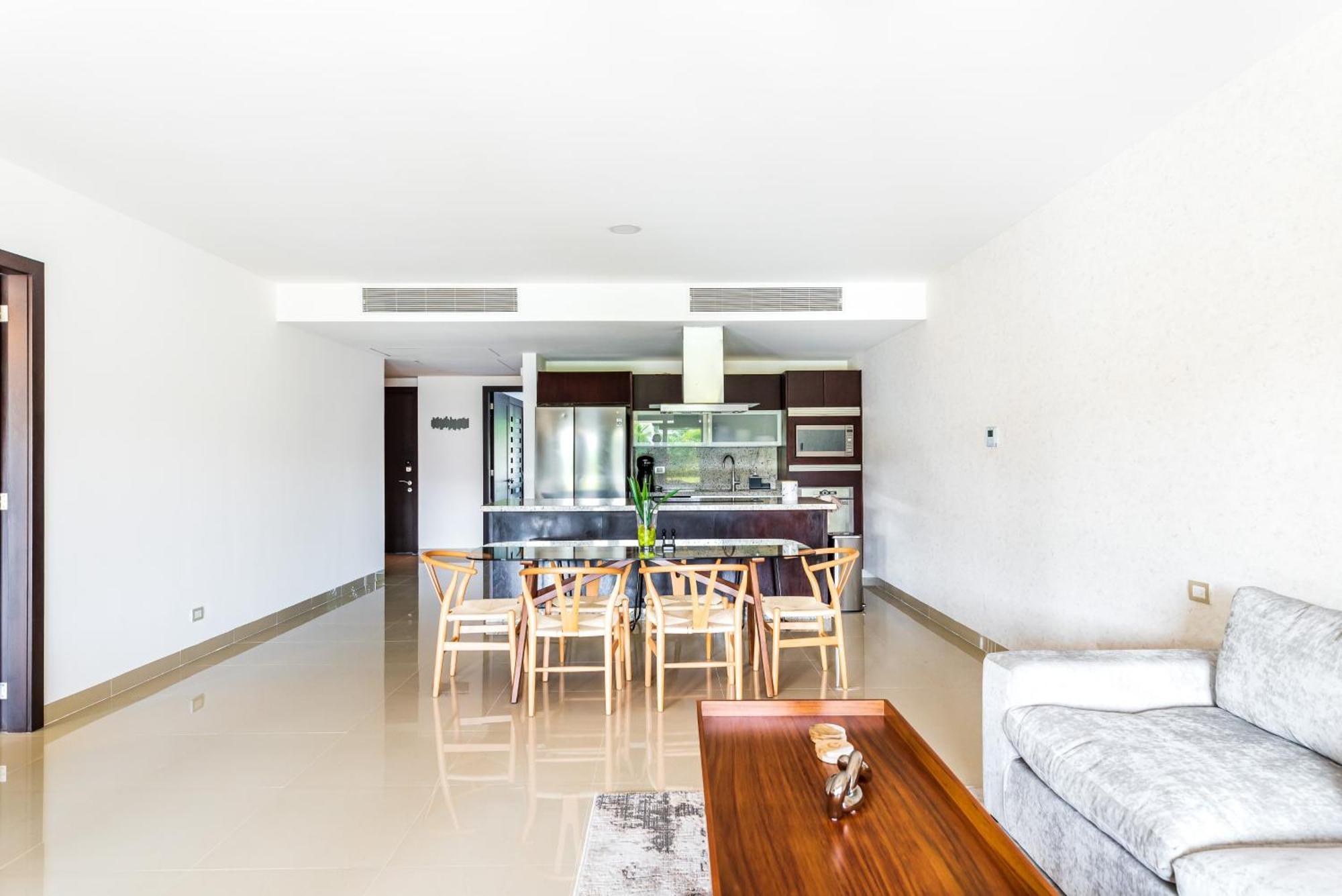 Casa Aruba 403n Apts