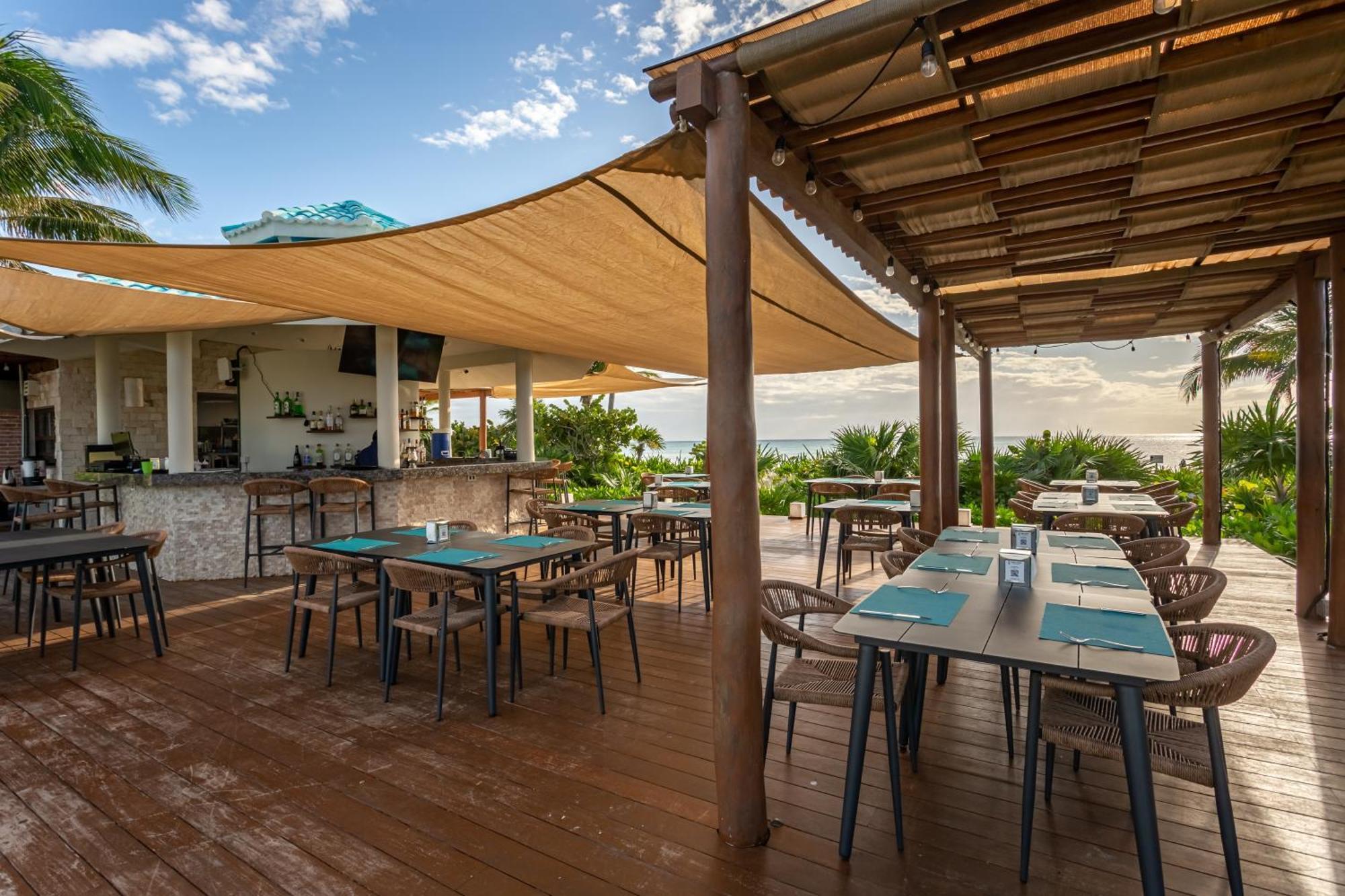 Casa Aruba 403n Apts *